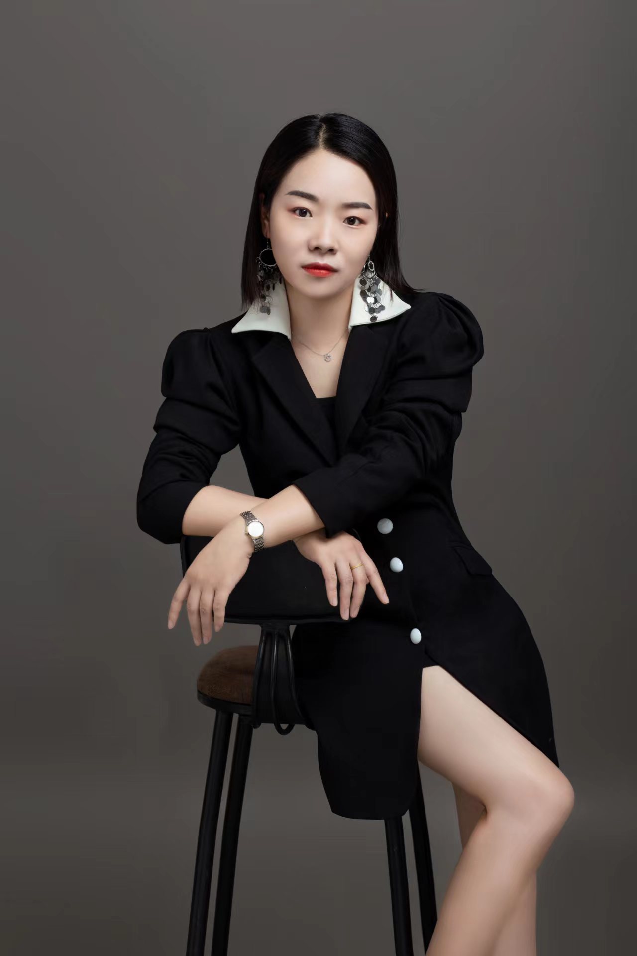 洛陽(yáng)裝修設(shè)計(jì)師晉盼盼